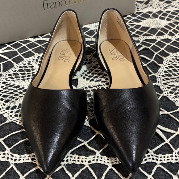 Franco Sarto Neiman Black Pointed Flats, 6.5 - Picture 3 of 8